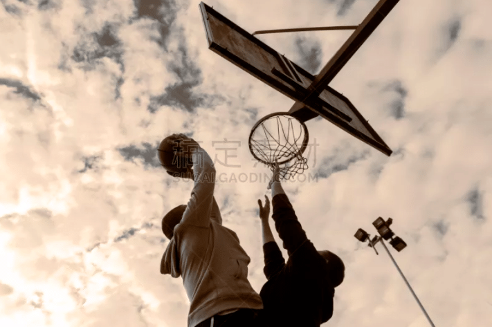 F1中国站排位赛 皮亚斯特里收获生涯首个杆位